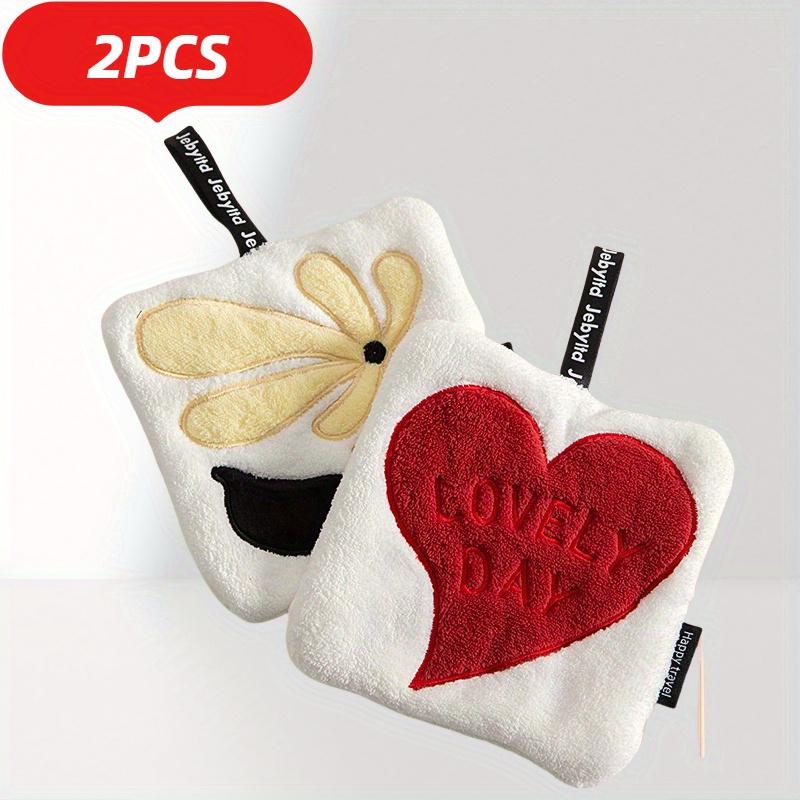 1/2pcs Coral Fleece Square Hand Towel, Heart Flower Pattern, Easy to Hang,Strong Water Absorption And Quick Drying,Cute And Soft,Suitable for Kitchen