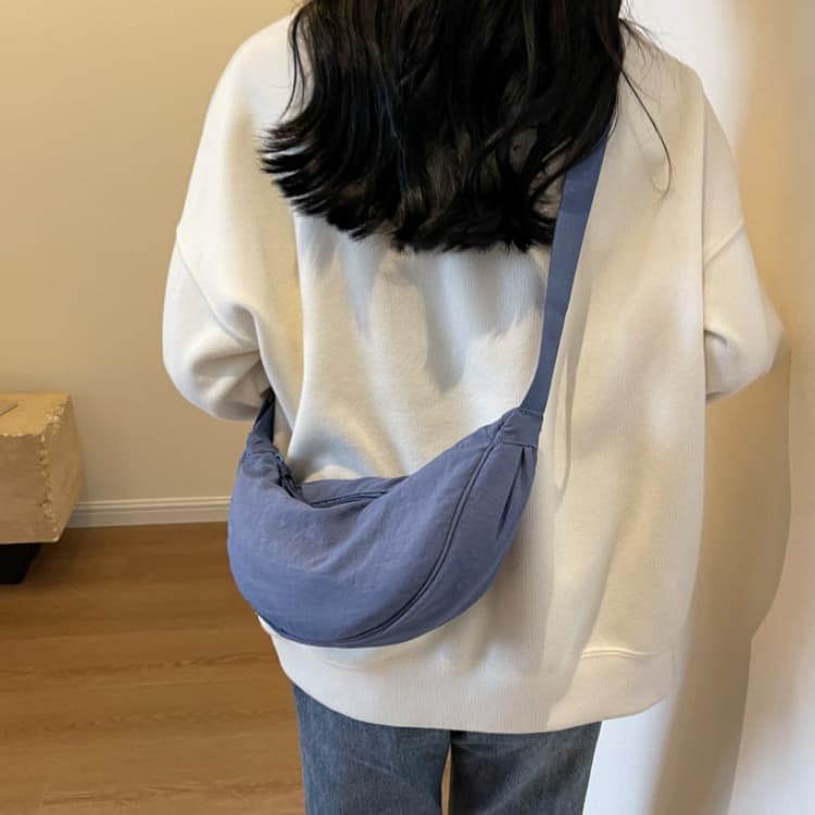 New Fashionable Women's Dumpling Bag Messenger Bag