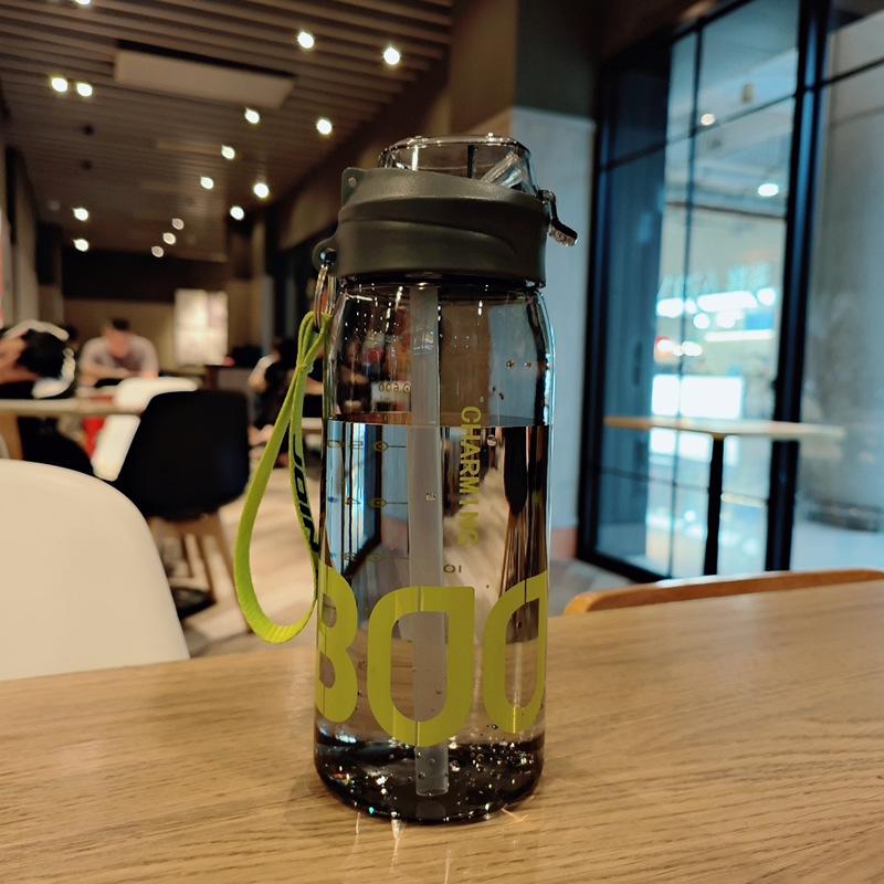

Sports Space Cup Student Portable Straw Summer Scale Cup 800ml чорний