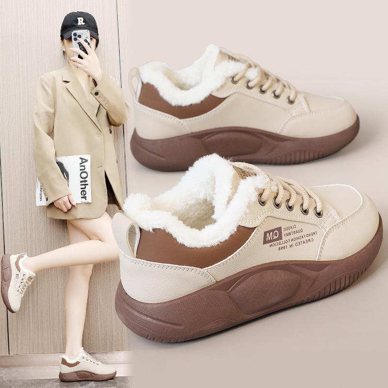 

XY5801-1 New autumn and winter platform women s shoes color matching warm cotton shoes high top velvet simple height increase 35 хаки