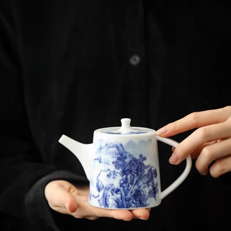 Blue and White Landscape Teapot Ceramic Underglaze Colored Teapot Kungfu Tea Set Small Capacity Teapot Tea Ceremony Accessories