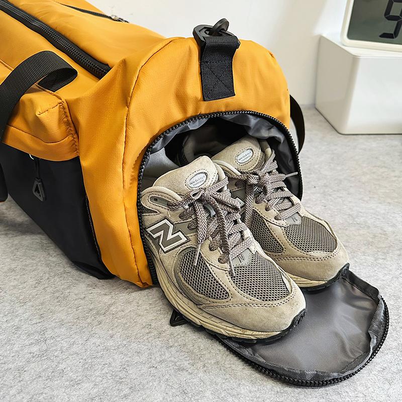 Tragbare Umhängetasche mit großer Kapazität, Trennung von Trockenheit und Nässe, Fitnesstasche für Kurzstreckenreisen für Männer und Frauen, Schwimmtrainingstasche