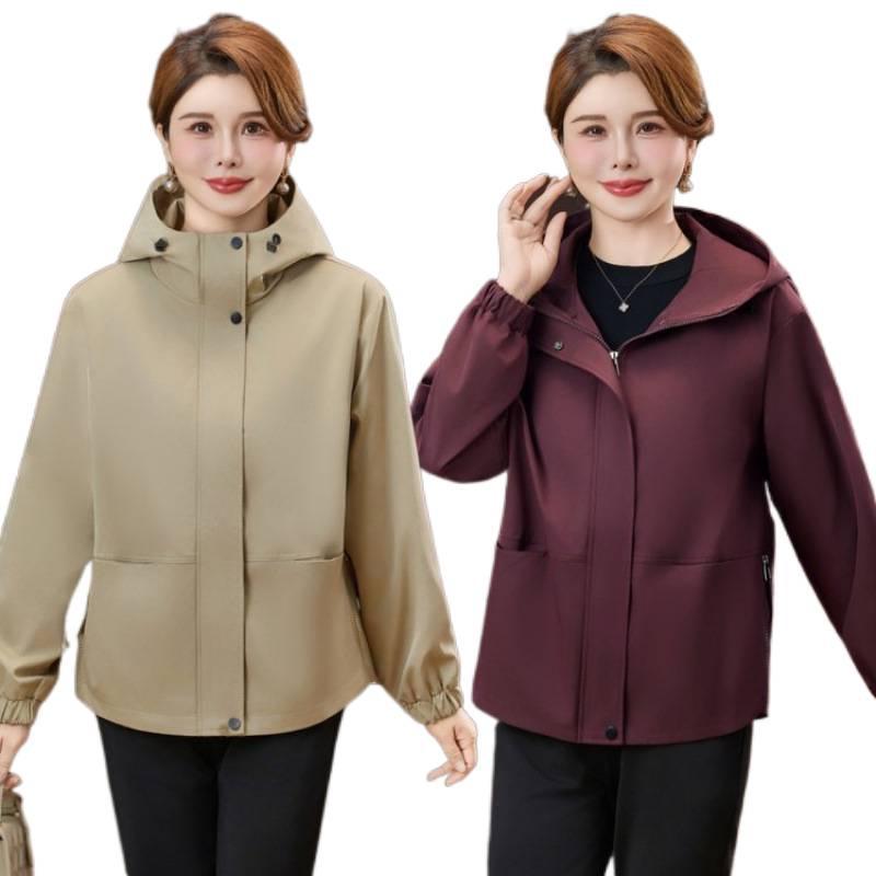Stylish Spring Windbreaker for Middle-Aged Women - Lightweight, Fashionable, Large Size Jacket for Spring and Autumn