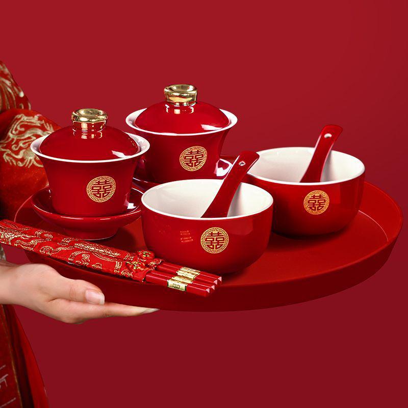 Ensemble de tasses à thé de mariage Double Bonheur: Service à thé rouge avec bol, baguettes et une paire de tasses - Parfait pour les cadeaux de mariage et la dot.