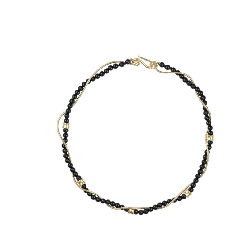 Premium Metal Copper Plated 18K Real Gold Fashionable High Street Color Matching Black Agate Wrapped Snake Bone Chain Personalized Unique Necklace