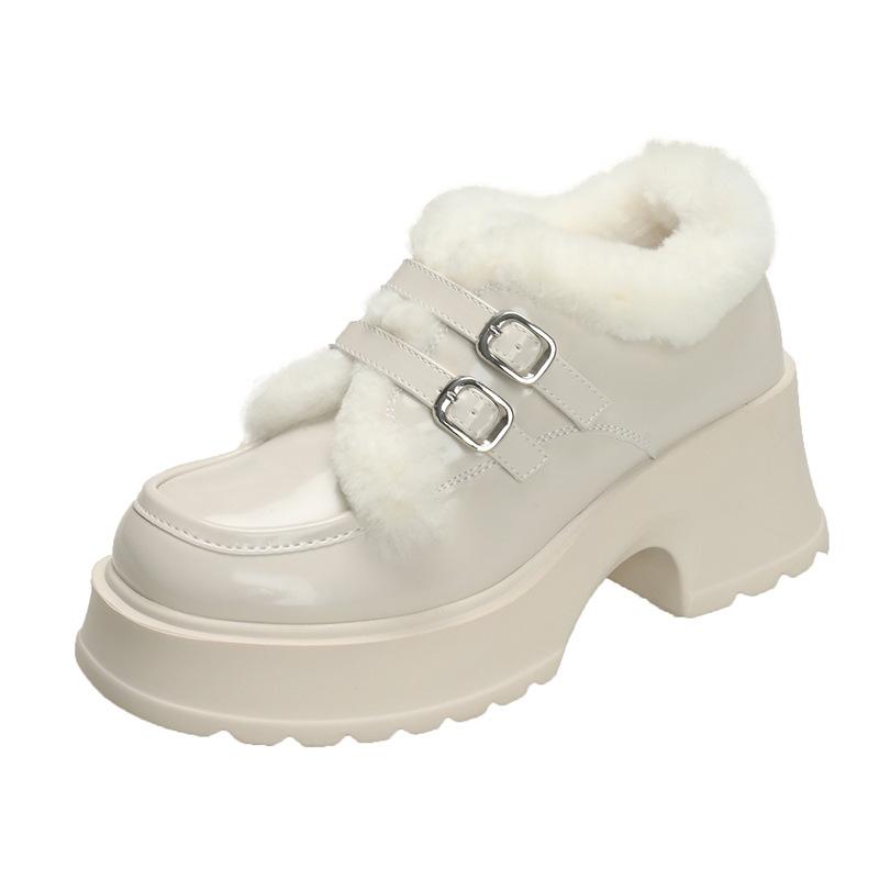 

Огромные удобные бархатные теплые туфли на толстом каблуке с пряжкой на ремне из натуральной кожи, зимние новые туфли 2024 года в стиле французского ретро, пушистые туфли 40