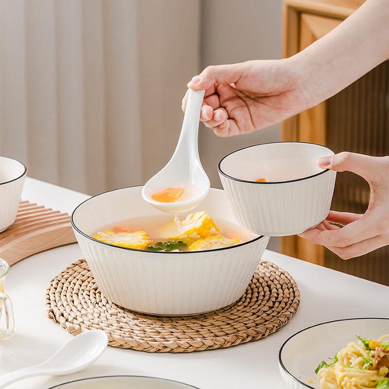Yueyu Ceramic Dinnerware Set