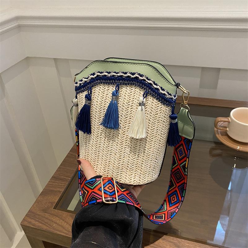 Bolsa Feminina de Alta Qualidade Diagonal Estilo Étnico Nicho Tecida Balde Ombro Combina com Tudo Bolsa de Franjas