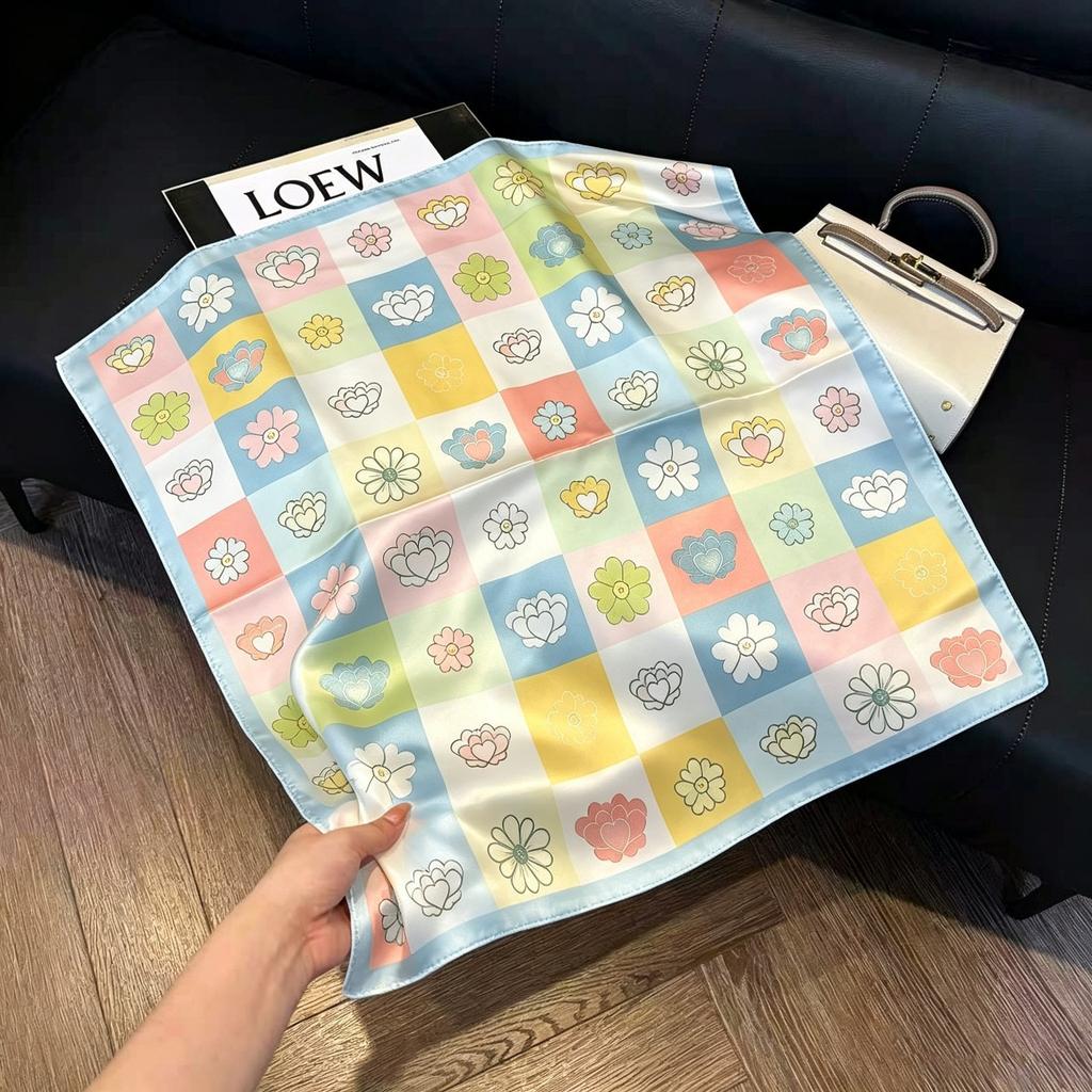 May Kaji Cashew Flower Square Scarf Retro Men's Silk Scarf Buckle British Style Scarf Men's Paisley Pattern Small Scarf Women