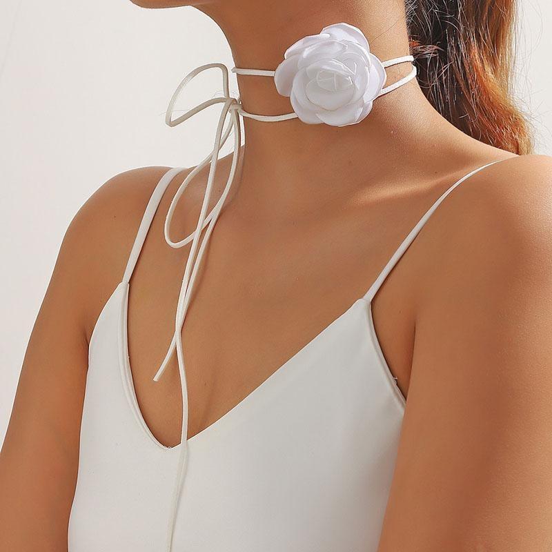 

Цветочное ожерелье для шеи Черный бархат Цветочная шея Роза Шея Большое цветочное ожерелье для шеи