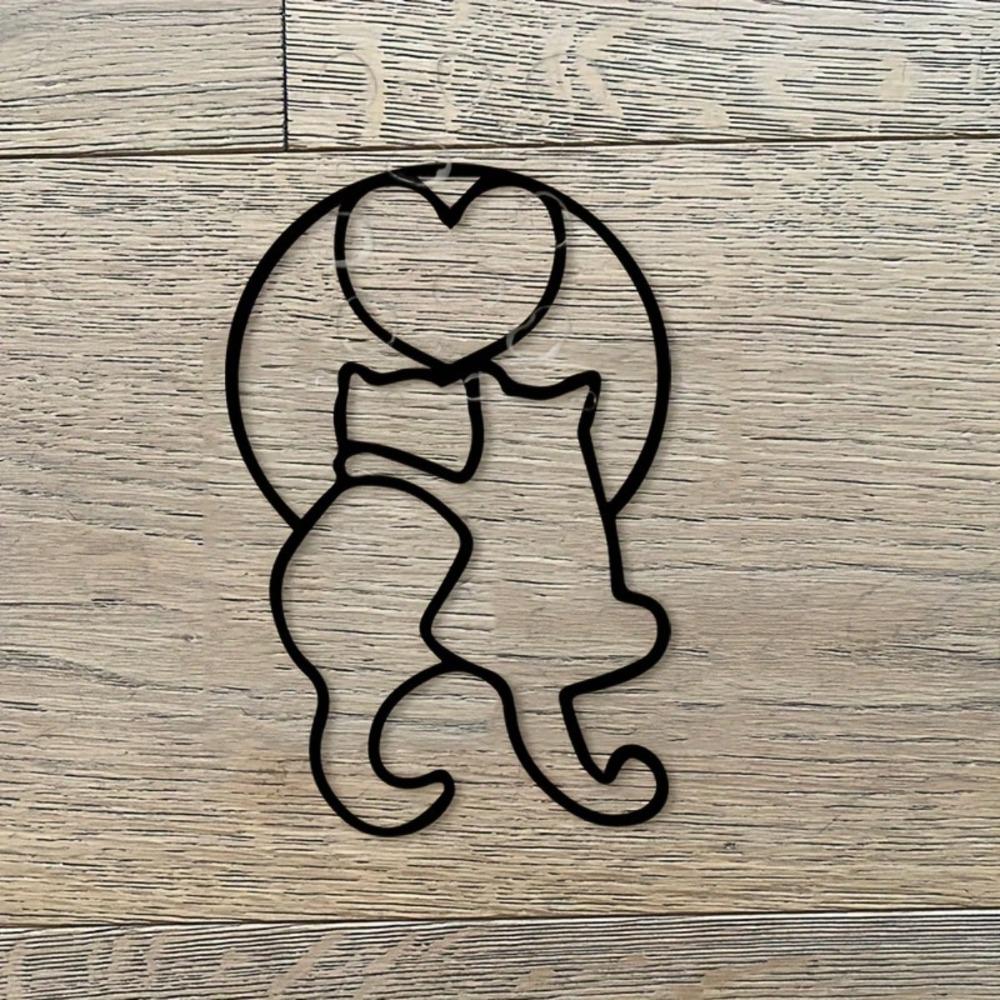 Minimalist Black Metal Double Cat Love Heart Wall Art Durable Iron Decor for Living Room Bedroom Office Vintage Home Gift