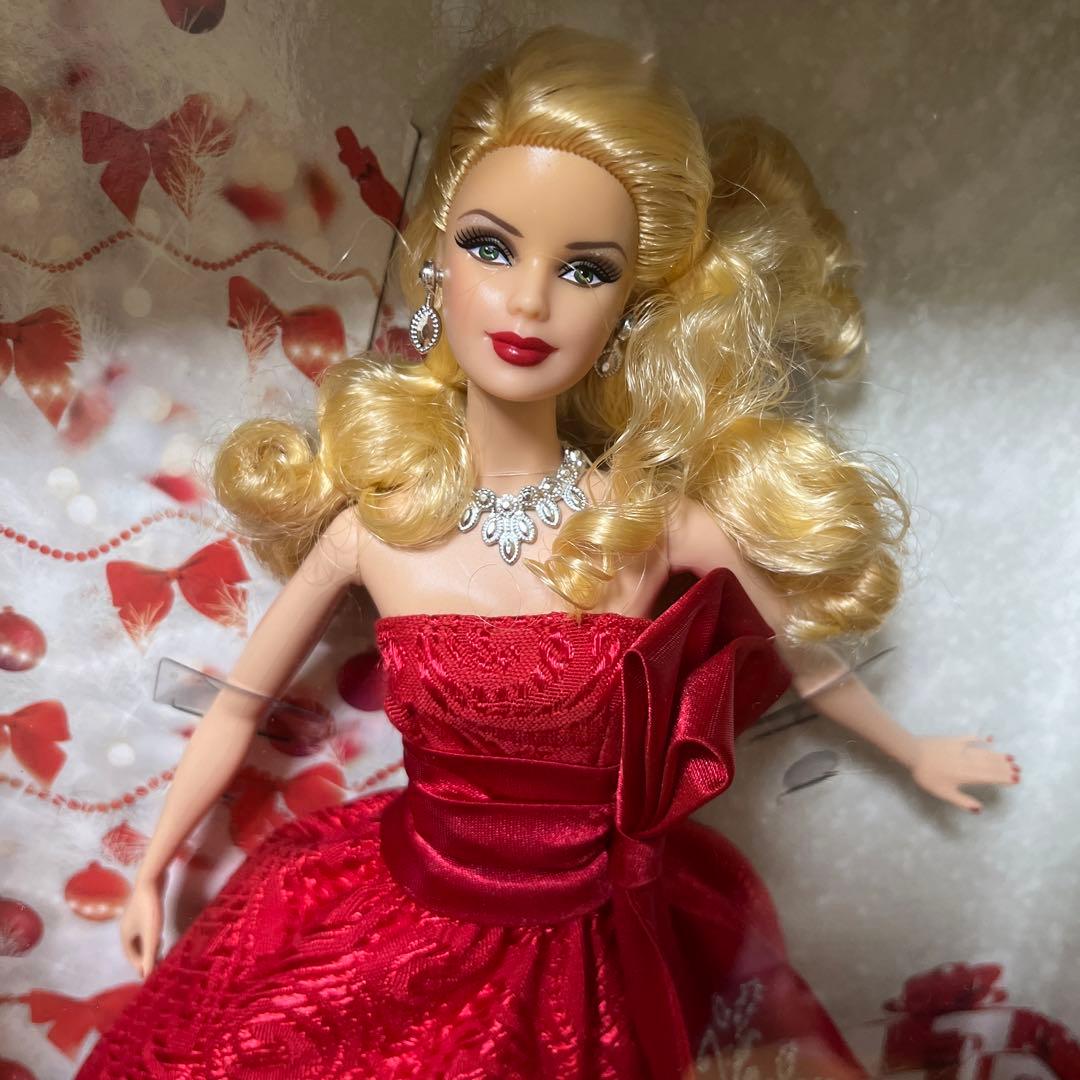 

[Б/У] Праздничная Барби 2012 Рождественское лимитированное издание