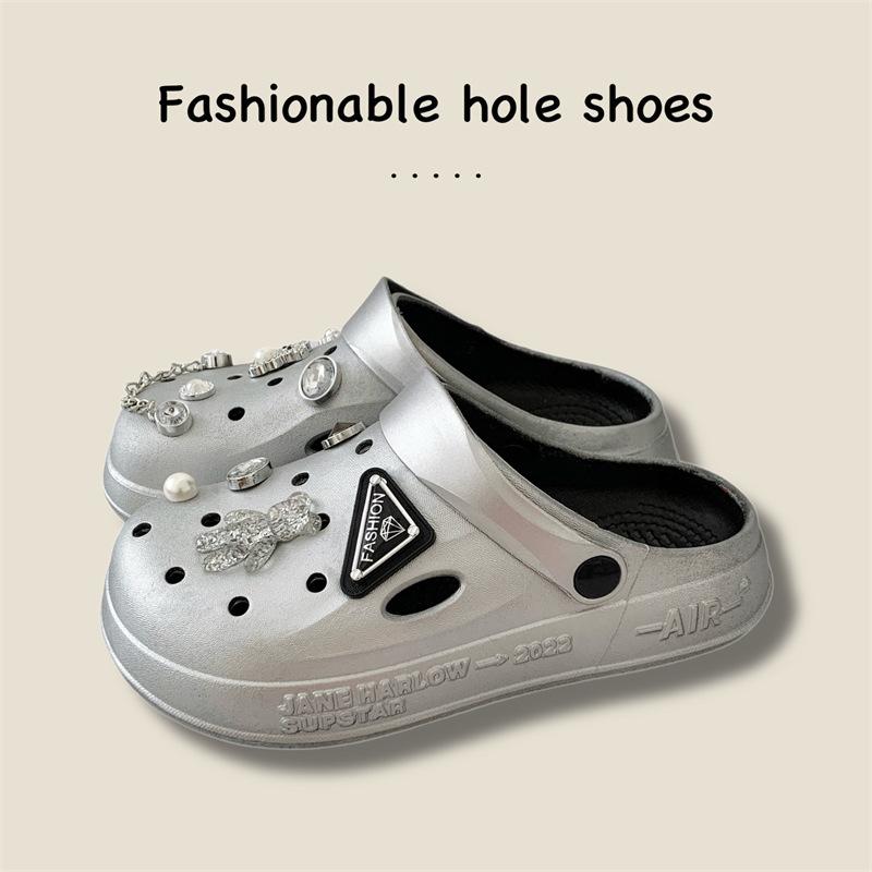 

Женские туфли с отверстиями на толстой подошве, не пахнущие снаружи, нескользящие и дышащие для ног, две головки для сумки для улицы, женские крутые тапочки, лето 38-39 [One Size Smaller]