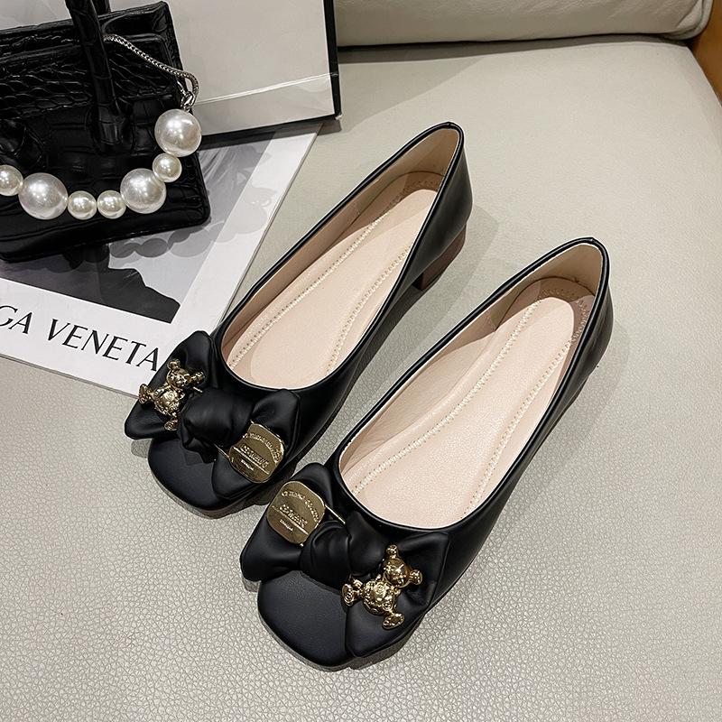 

Flat-soled single shoes female shallow mouth 2025 spring new four-season fairy Doudou shoes square head soft sole pregnant women ladyshoes spring and 35 чёрный