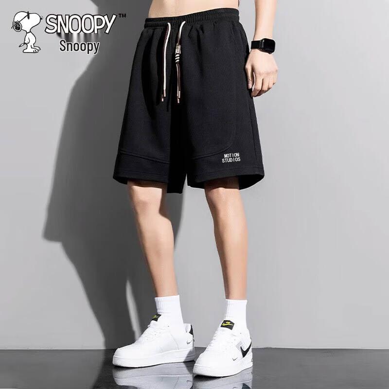 

Snoopy Men s Loose-fit Casual Shorts XL