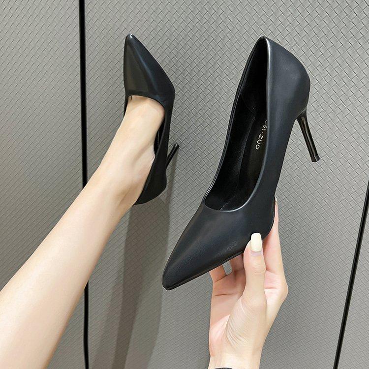 Size 34-43 large size women's shoes 41 fat feet thin heels pointed high heels women's Korean version fashion spring small single shoes 42