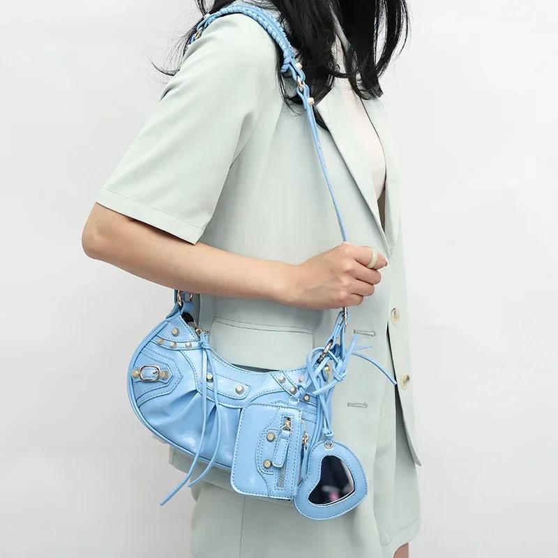 Modna motocyklowa torebka na ramię z nitami jesień i zima nowe damskie miękkie torby kurierskie ze skóry PU