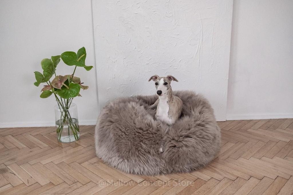 Oval Natural Sheepskin Pet Bed - Greige 120 Cm