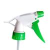 Mehrzweckdüse: Sprenger, Gartenspritze, Gießkanne, Getränkeflasche, Cola-Desinfektionsmittel.