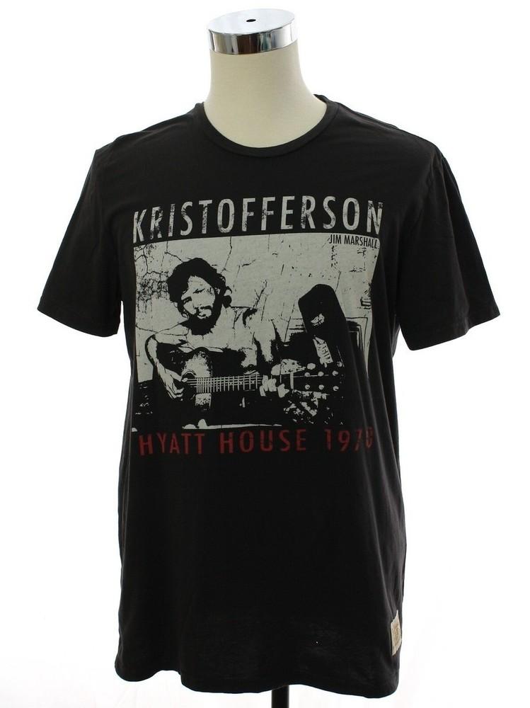 Merry Christmas Kris Kristofferson Tour Unisex All Size Shirt 24D550 Unisex T-Shirt XL