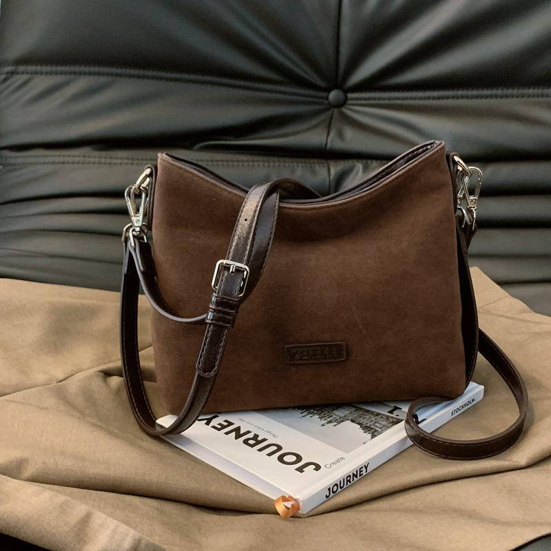 Retro Fashion Casual Tote Bag Women'S Trend Large Capacity Commuter Shoulder Bag