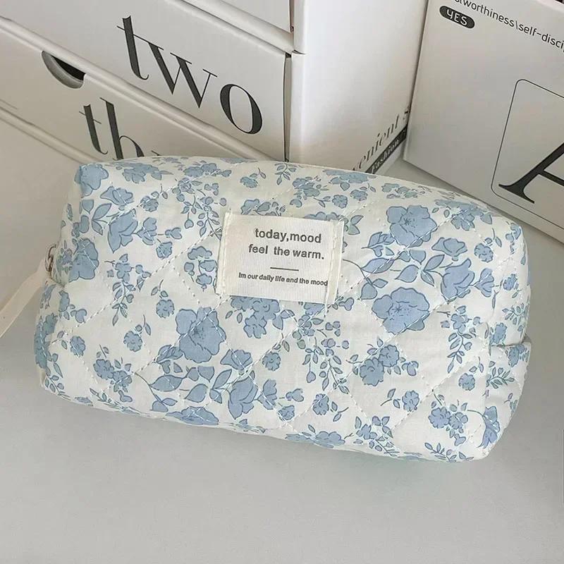 Pink Beige Bear Pattern Women Cosmetic Bag Cute Zipper Makeup Travel Organizer Female Handbag Toiletry Pouch for Girls