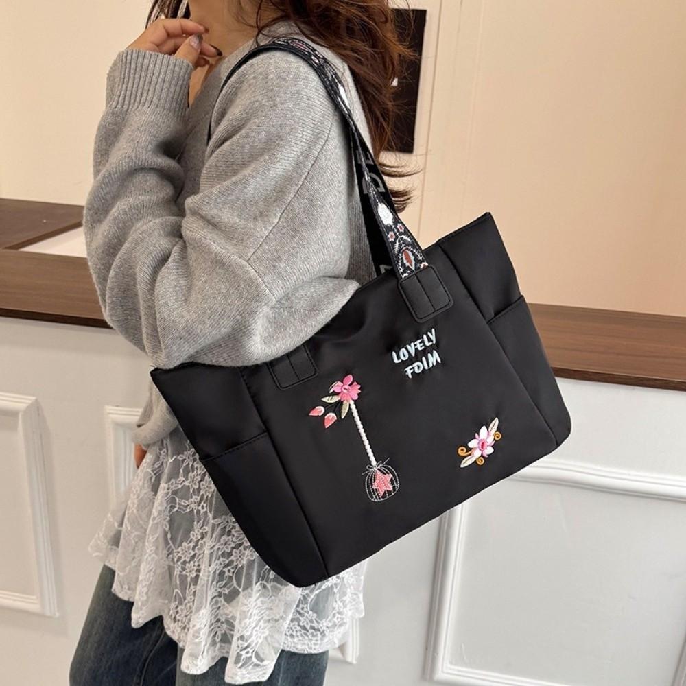 Casual Large Capacity Shoulder Bag Nylon Waterproof Shopping Bag Lightweight Handbag Women