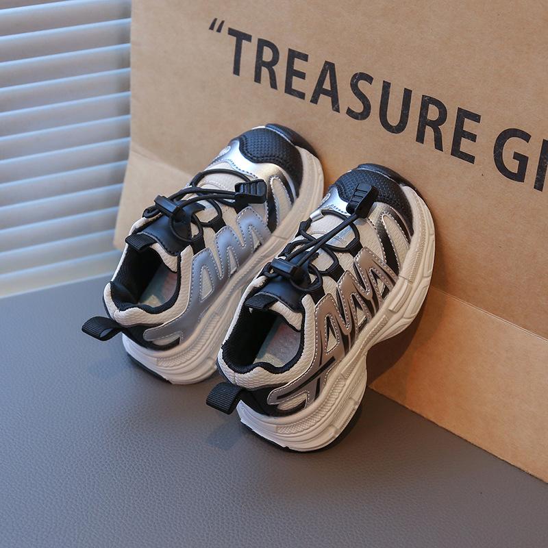 

New children s sports shoes non-slip soft sole boys running shoes waterproof leather surface girls dad shoes tide 21 серебряный