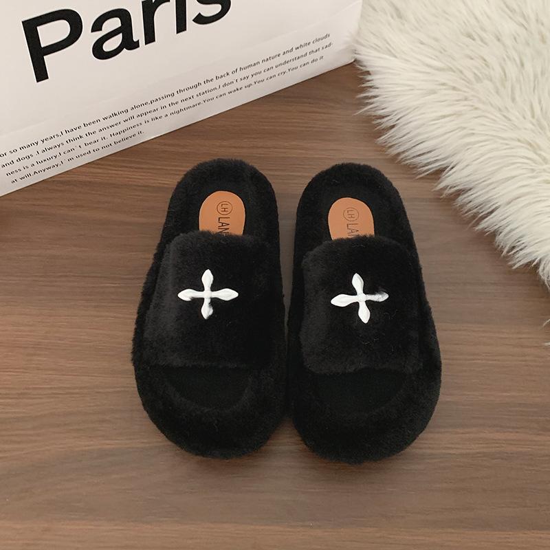 

Cross flower fluffy slippers for women to wear 2024 autumn and winter new Korean version versatile one-word thick-bottomed plush slippers for women 40 чорний