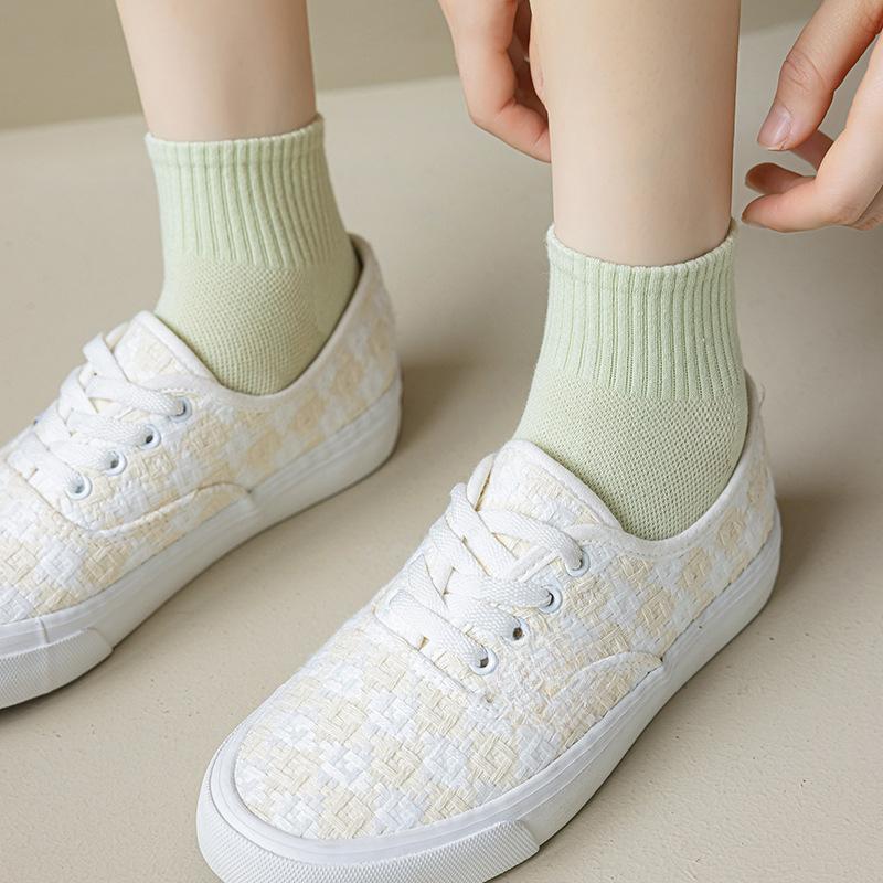 Women's Spring and Summer Thin Solid-color Cotton Socks, Women's Summer Mesh Sweat-absorbing Sports Boat Socks