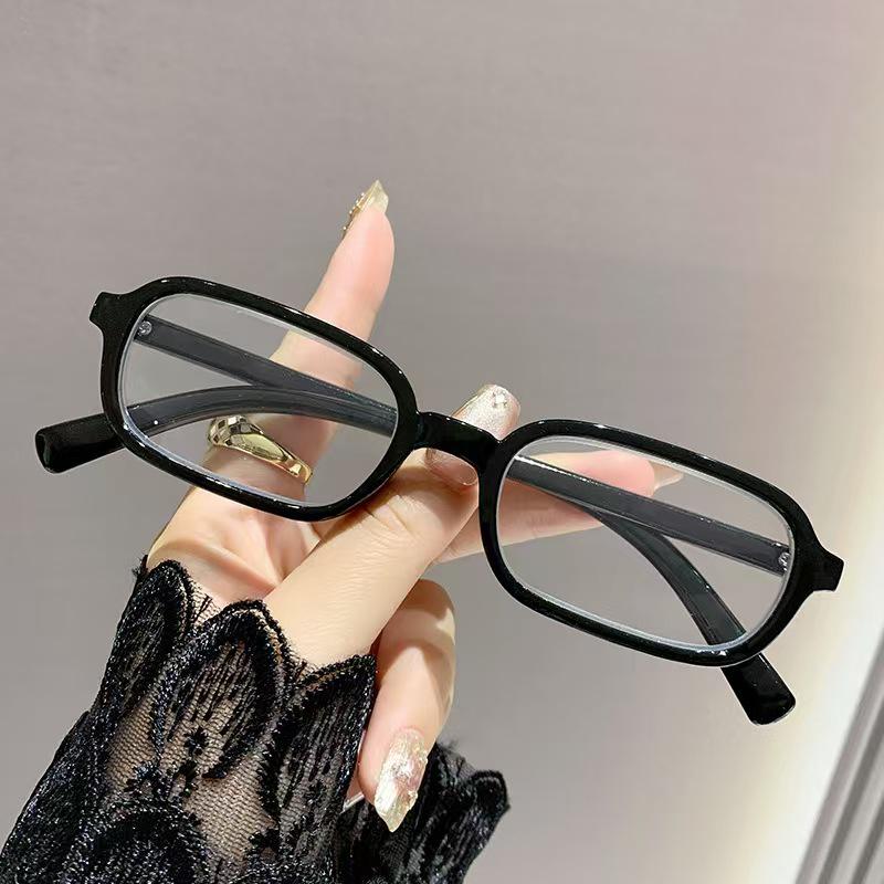 Elegant Anti-Blue Light Reading Glasses for Seniors - Full Frame, Fashionable High-Definition Design for Men and Women