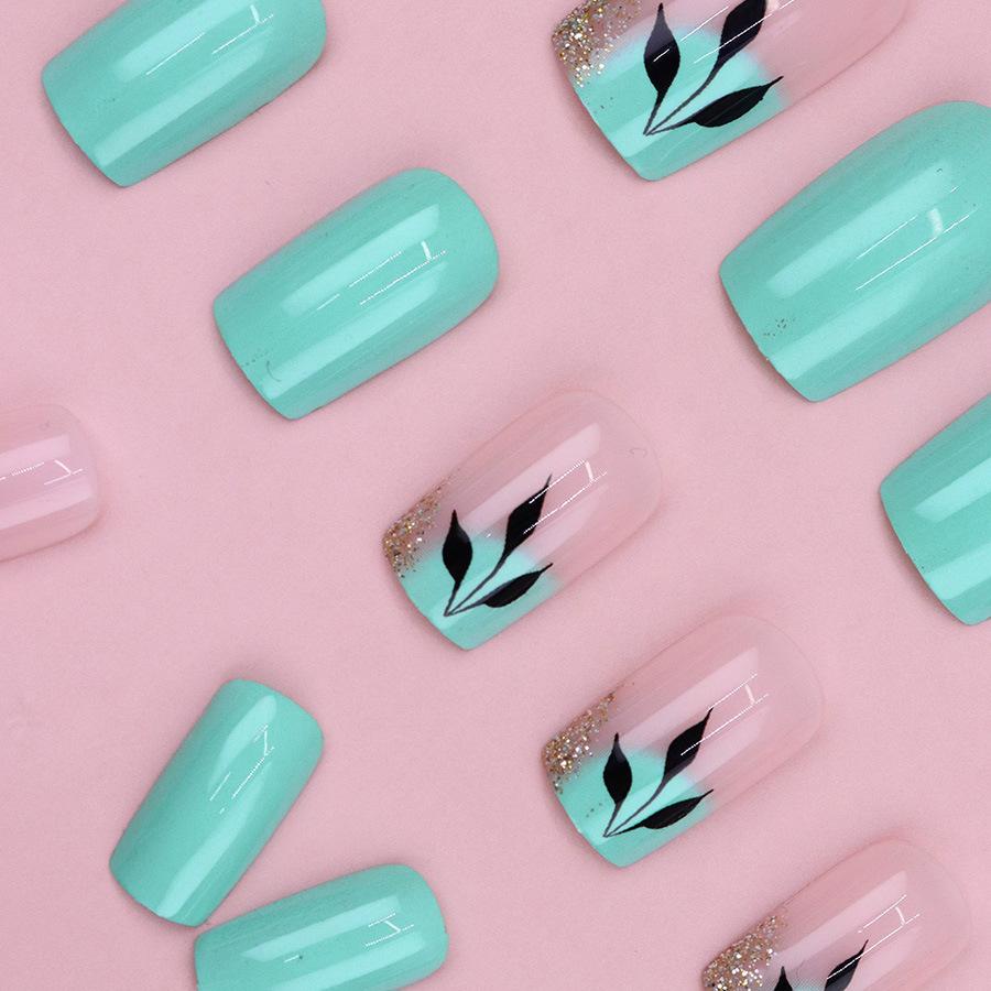 24 Pieces Leaf Buling Glitter Green Temperament Simple New Product Simple Autumn and Winter White  Nail Wear Nail