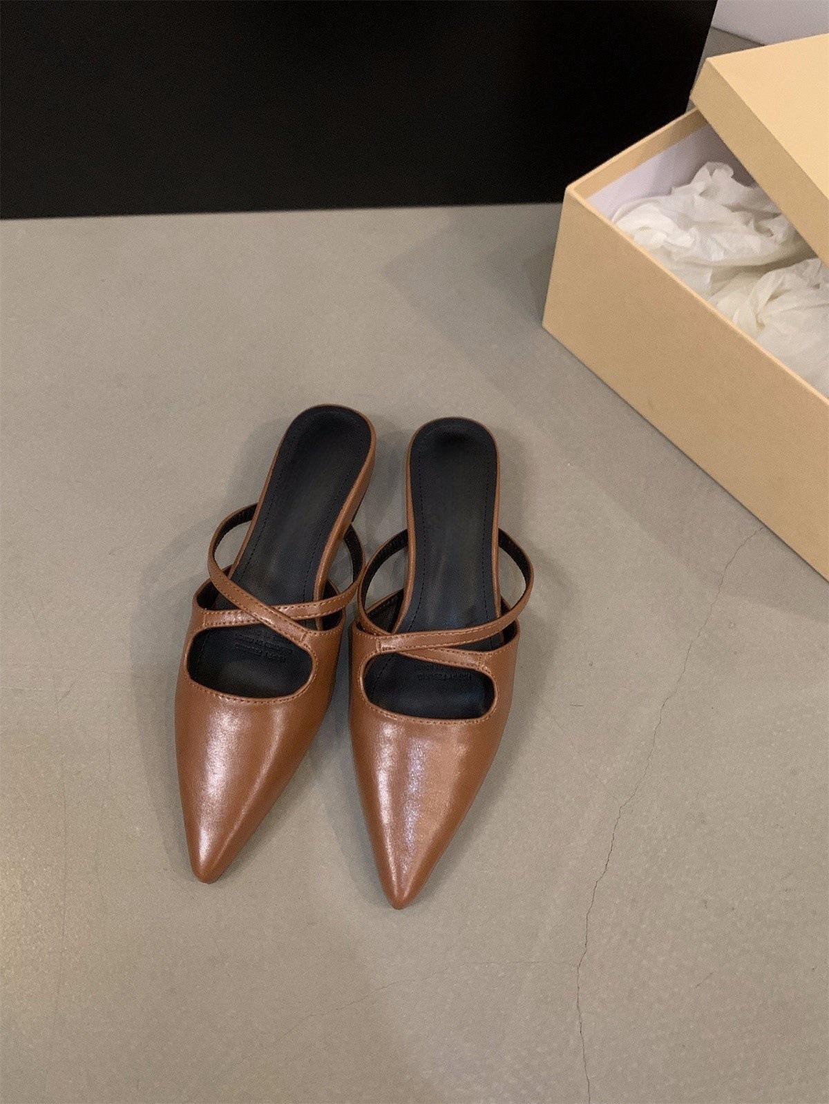 

Ретро сумка голова полушлепанцы женская обувь верхняя одежда 2025 новый летний острый носок ленивая обувь плоские сандалии 40 коричневый