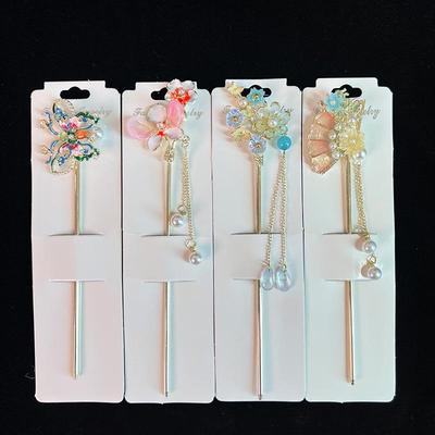 Fermacapelli in Giada e Perle con Bambù e Nappa in Stile Antico per Qipao & Hanfu