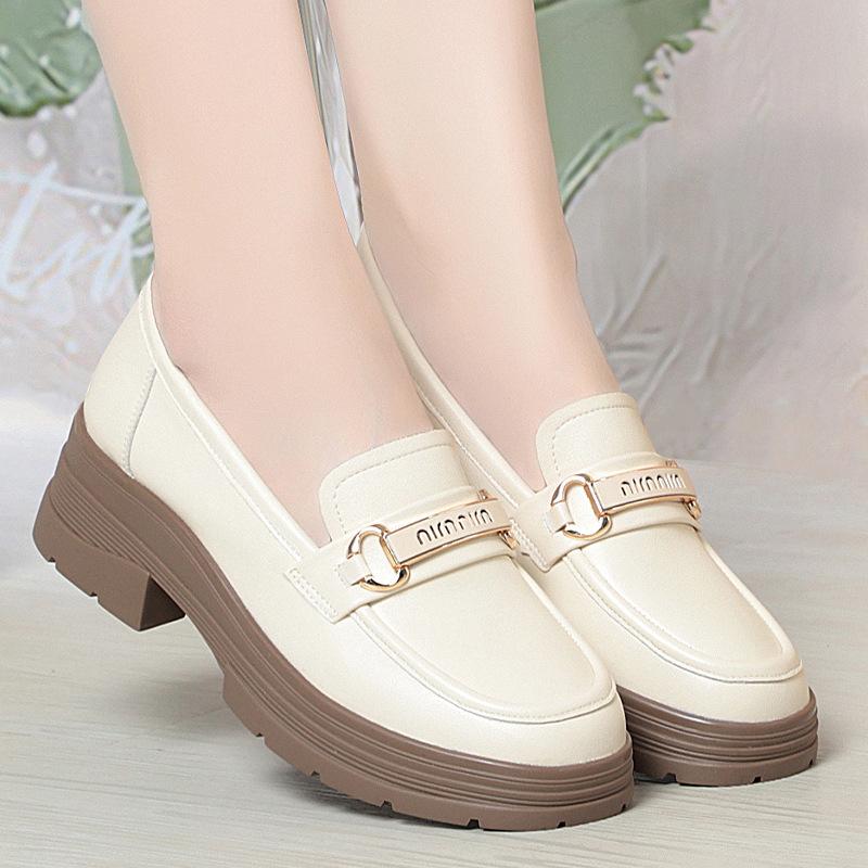 British Style Thick Bottom Patent Leather Loafers Women's Platform Shoes 2026 Spring Shallow Block Heels Shoes Office  Elegant
