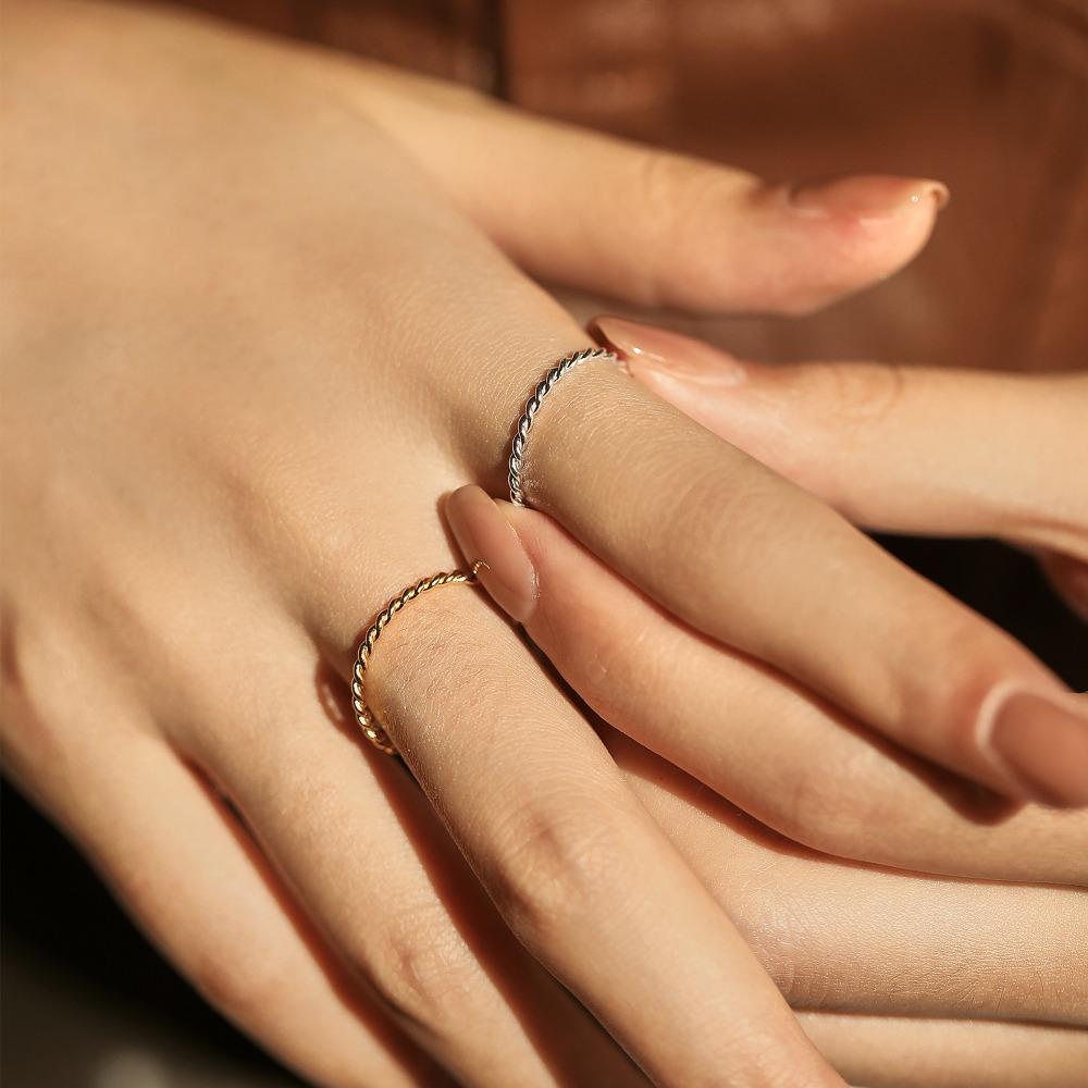 S925 Silver Minimalist Handmade Twisted Ring Thin Band Stackable Jewelry for Women