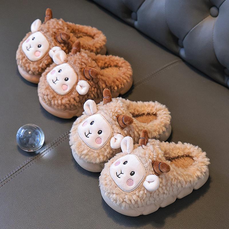 New Winter Cotton Slippers for Children, Cute Cartoon Lamb Baby Cotton Shoes1-8Girls' cotton slippers