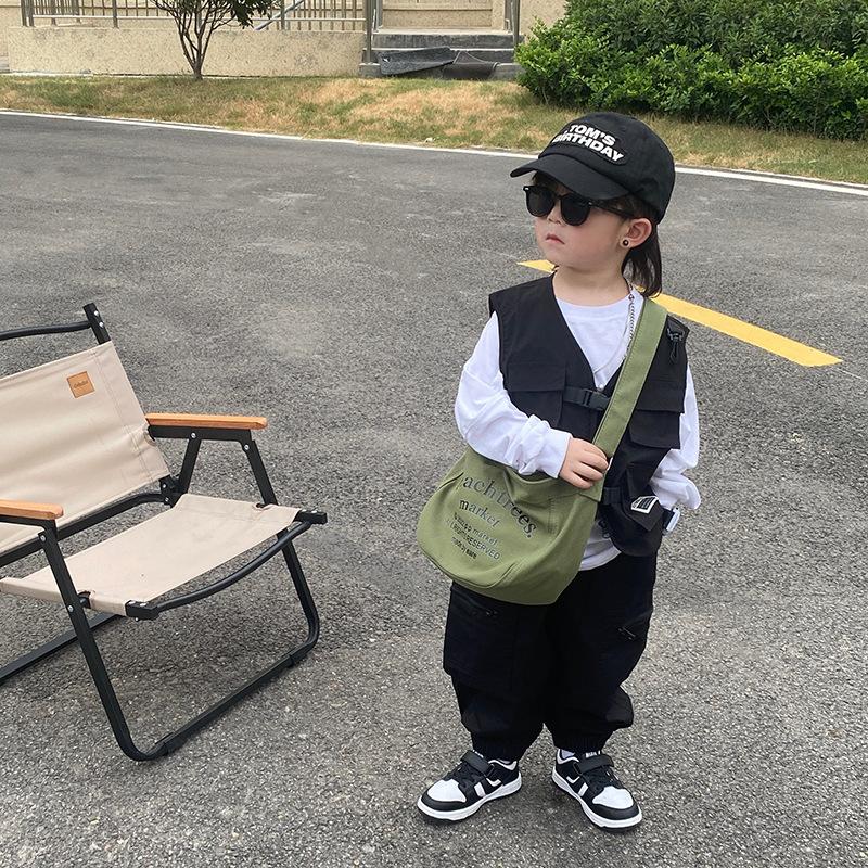 Crossbody Bag with Large Capacity for Outdoor Snacks, Simple Letter Design, Children's Single Shoulder Bag