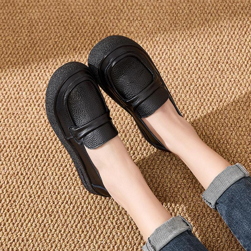 Fashion Genuine Leather Yellow Flats Hollow Out Moccasins Shoes for Women Summer Breathable Loafers Woman Barefoot Slip On Shoes Ladies
