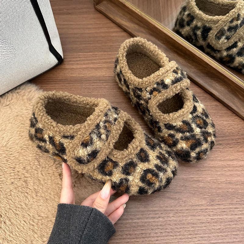 Fleece Lined Women Mary Jane Shoes Comfort Round Toe Soft Sole Shoes Outdoor Warm Autumn Winter Ladies Flats Shoes
