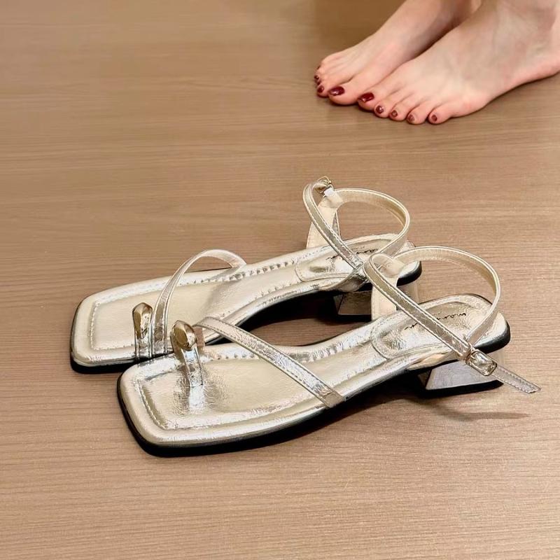 Fashion 2025 Summer Beach Vacation Women's Sandals Fashionable Simple Clip Toes Narrow Band Women's High Heels Women's Shoes Sandaria