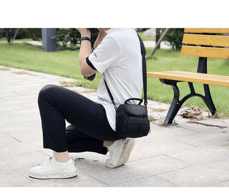 Camera Bag for Canon Nikon D40: Mirrorless SLR Single Shoulder Crossbody Digital Photography Bag