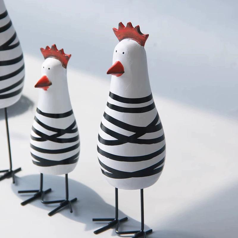 3Pcs Hand Painted Chicken Ornament Wood Chicken Figurine Rooster Gifts