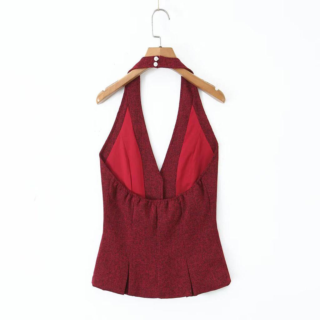 Spring 2025 Women's European & American Fashion: Simple Pearl Button Chunky Knit Halter Top