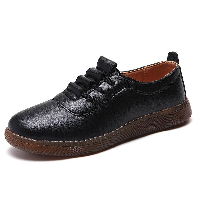 New Flat-soled Mother Shoes Versatile Non-slip Doudou Shoes Soft Sole Comfortable Middle-aged One-pedal Casual Leather Shoes