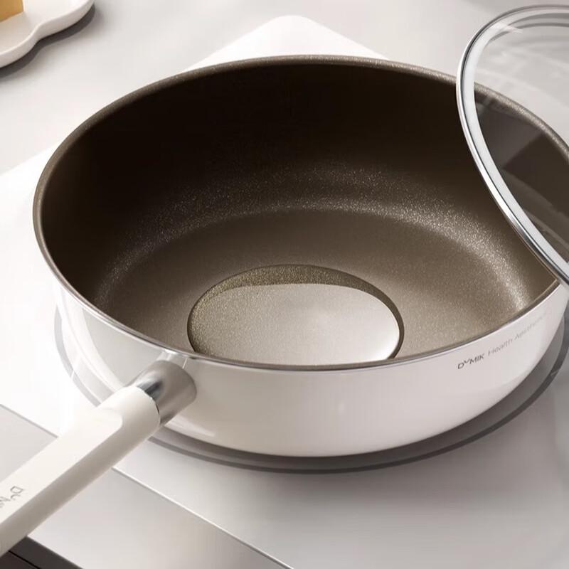 DUMIK Extreme Iron Flat-Bottom Frying Pan 28cm