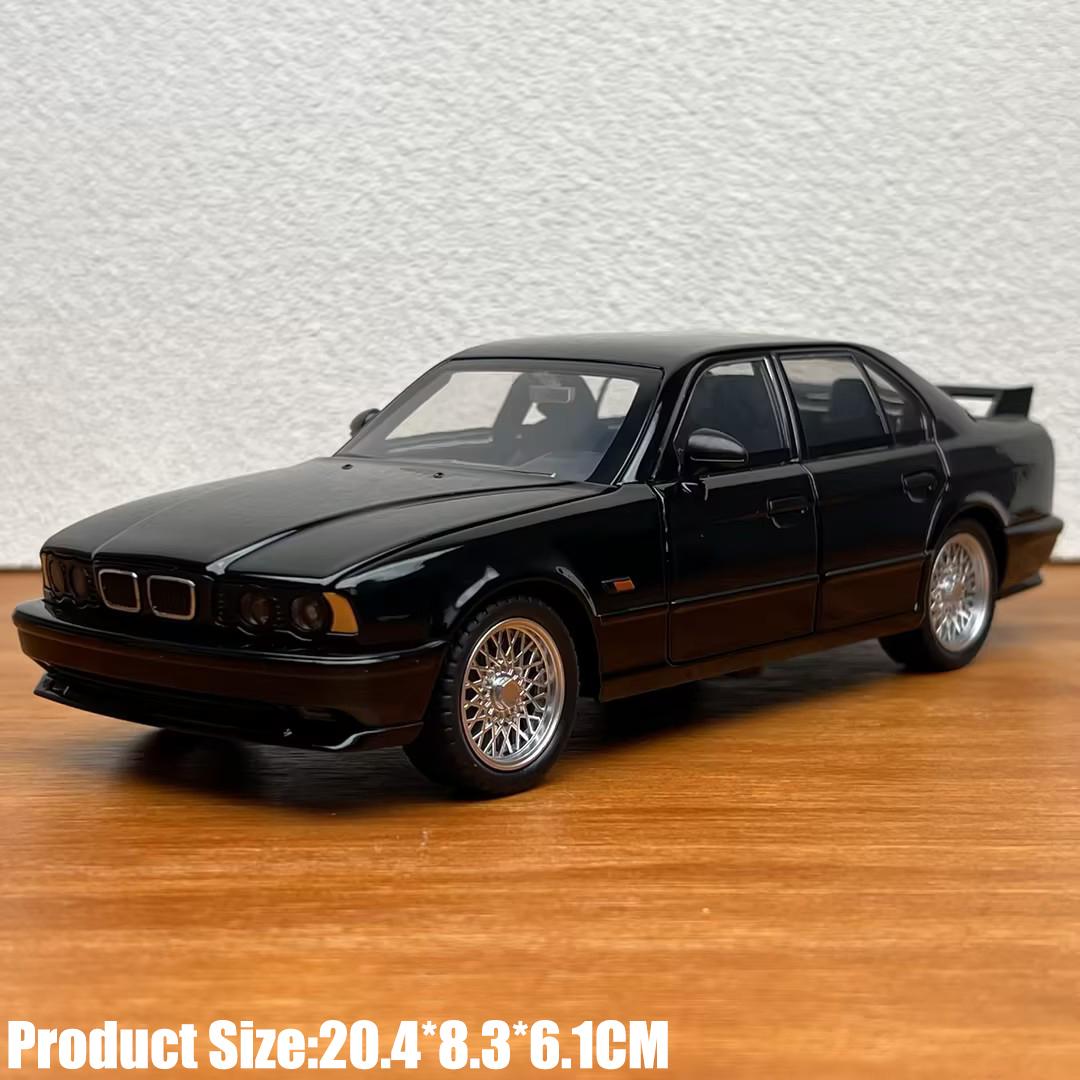 1:24 Sakausējuma Metāla Lējuma Modelis Saderīgs