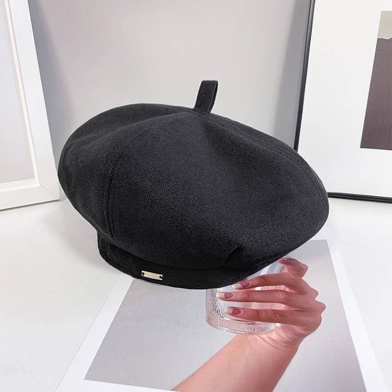 Woolen Hat Autumn and Winter New Style Retro All Match Beret Ins Metal Label Octagonal Hat Warm Bud Painter Hat