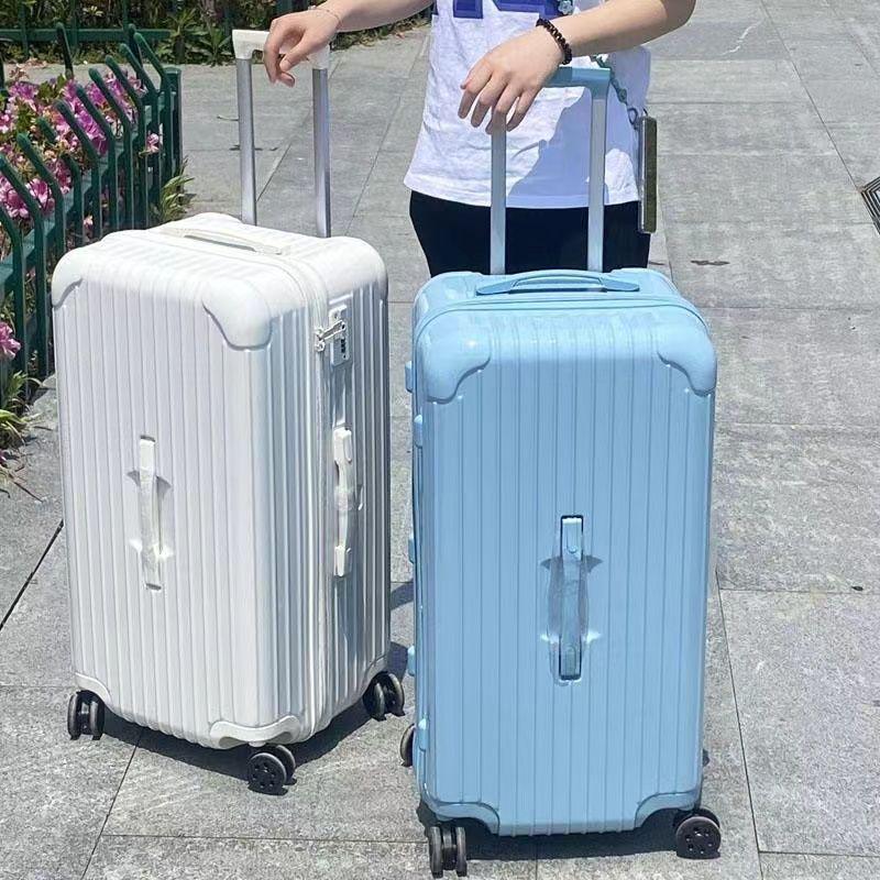 Durable, Extra-Large Rolling Suitcase with Combination Lock – Unisex Travel Luggage