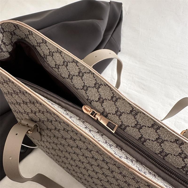 Winter new trendy leisure commuting simple fashion large capacity large capacity portable shoulder tote bag women